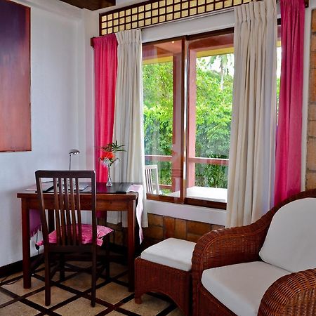Punta Bulata White Beach Resort & Spa Cauayan  Rom bilde